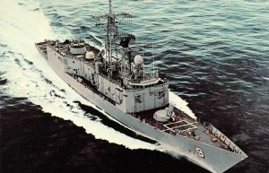 Military~Navy   U.S.S. WADSWORTH~Guided Missile Fast Frigate Ship  Postcard