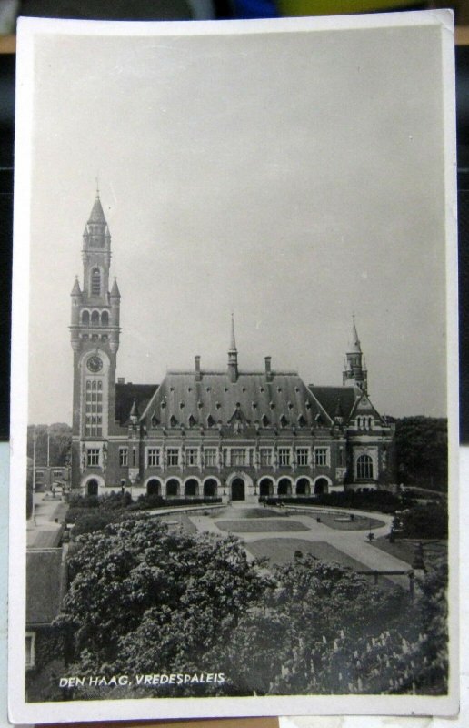 Netherlands Den Haag Vredespaleis - unposted 1938