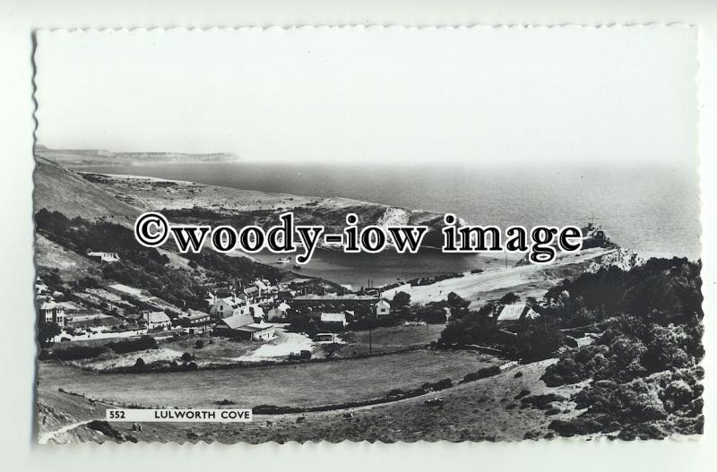 tp8880 - Dorset - View across Fields towards Lulworth Cove & Village - Postcard 