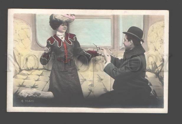 085844 Pretty LOVERS in Compartment TRAIN Vintage PHOTO #5