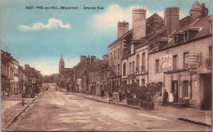 France Pré-en Pail Mayenne Grande Rue Vintage Postcard 09.13