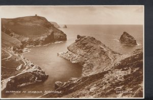 Cornwall Postcard - Entrance To Harbour, Boscastle    RS9334