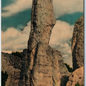 c1940s Black Hills, SD The Traffic Cop Needles Highway Rock Formation Linen A204