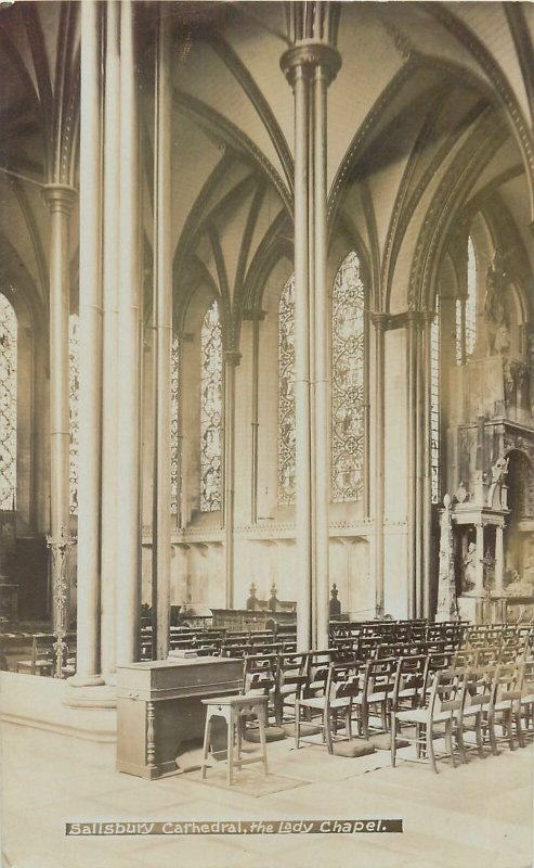 Postcard UK England Salisbury, Wiltshire cathedral lady chapel