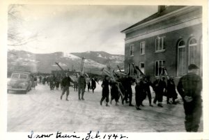 NH - North Conway, February 1942. Slopies from the Snow Train (3.25 X 5.00)