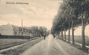 Netherlands Workum Stationsweg Vintage Postcard 07.78
