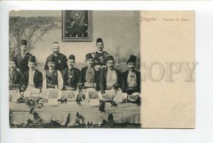 424314 Turkey SMYRNE Fig Workers Vintage postcard