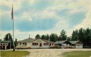 Postcard Wisconsin Eagle Woodruff Waukegan Tavern 1950s  autos gas pumps 23-4811