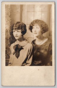 RPPC Art Deco Mother Daughter Studio Portrait Real Photo Postcard U28