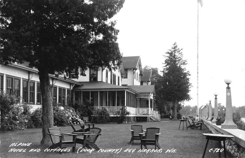 Egg Harbor Wisconsin Alpine Hotel and cottages real photo pc Z17059