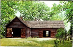 Postcard SHOP SCENE Trenton New Jersey NJ AN7272