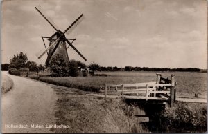 Netherlands Hollands Molen Landschap Windmill Vintage Postcard 03.83