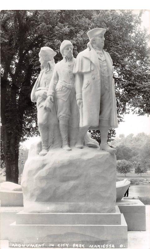  A17 OHIO Oh Postcard Real Photo RPPC MARIETTA c1950 MONUMENT City Park 