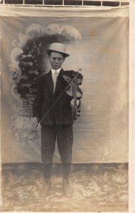 J38/ Interesting RPPC Postcard c1910 Man Playing Violin Fancy 241
