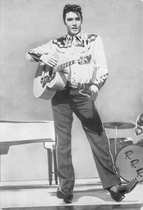 Singer / Actor Elvis Presley View Images