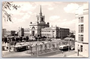 Volgograd~Cold War USSR Train Station Clocktower~Buses~вокзал~Demyashenko~RPPC