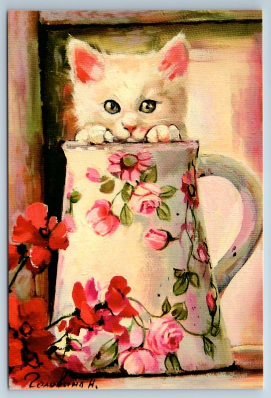 CUTE WHITE CAT Kitten in Porcelain Kettle Flowers New Unposted Postcard
