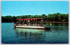 Cincinnati Ohio~Coney Island~Jolly Roger Paddlewheel Tour Boat Scene~1950s PC