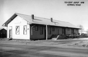 Gorman Texas 1976 Texas Central train depot real photo pc Z26157