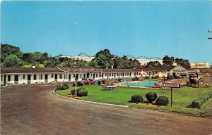 Hagerstown Maryland 1960s Postcard Colonial Motel & Restaurant