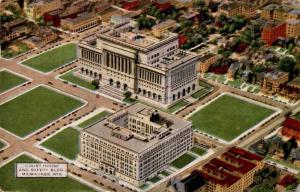 Aerial View, Court House and Safety Building, Milwaulkee c1948 Postcard F10