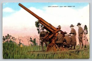 Anti-Aircraft Gun & Crew  US Army      Postcard
