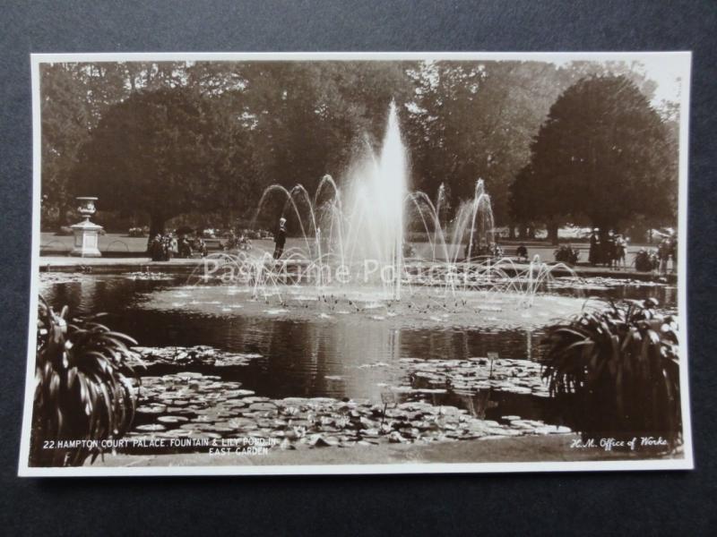 Richmond: Hampton Court Palace Fountain & Lily Pond - Old RP Postcard