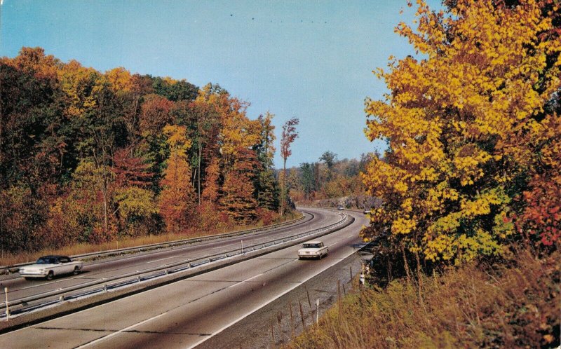 USA Pennsylvania Turnpike World's Most Scenic Highway 03.76