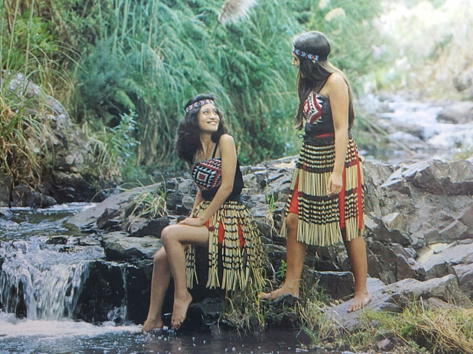 Maori Maidens in Traditional Costume New Zealand Vintage Postcard ...