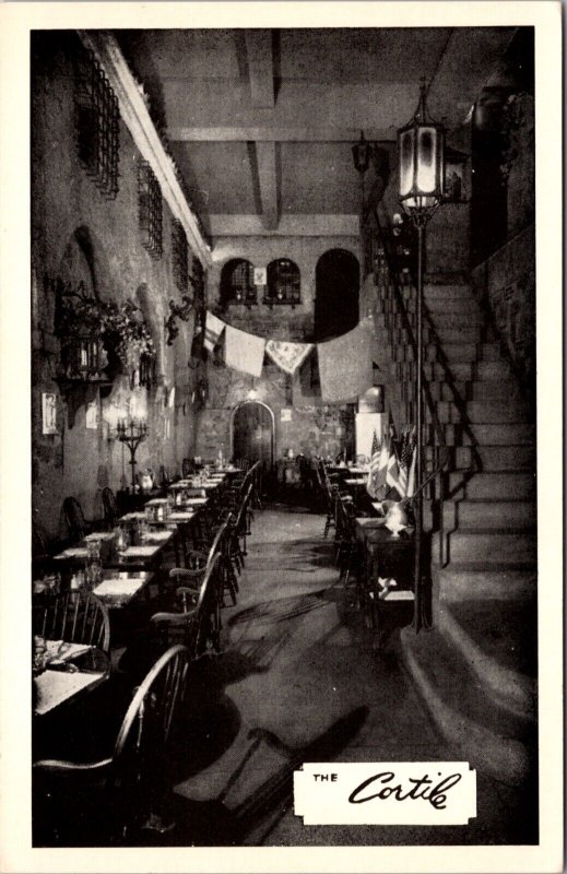 Postcard Interior of The Cortile Restaurant Just off 5th Avenue New York City