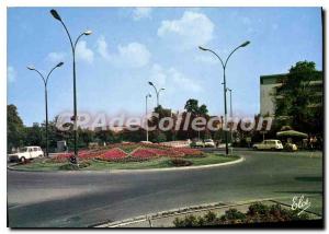 Modern Postcard Brive Le Rond Point Du Pont Cardinal