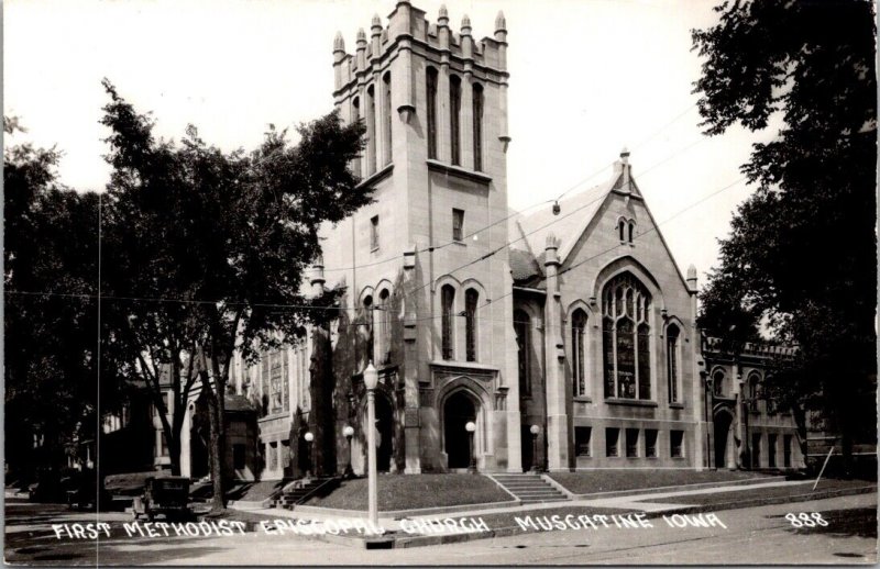 Real Photo Postcard First Methodist Episcopal Church in Muscatine, Iowa