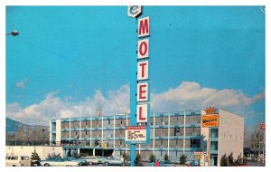 Postcard MOTEL SCENE Carson City Nevada NV AQ2876