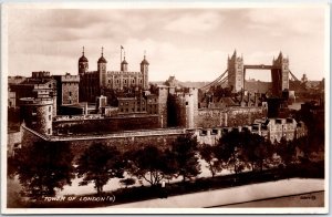 VINTAGE POSTCARD PANORAMIC VIEW OF THE TOWER OF LONDON UK REAL PHOTO c. 1930s