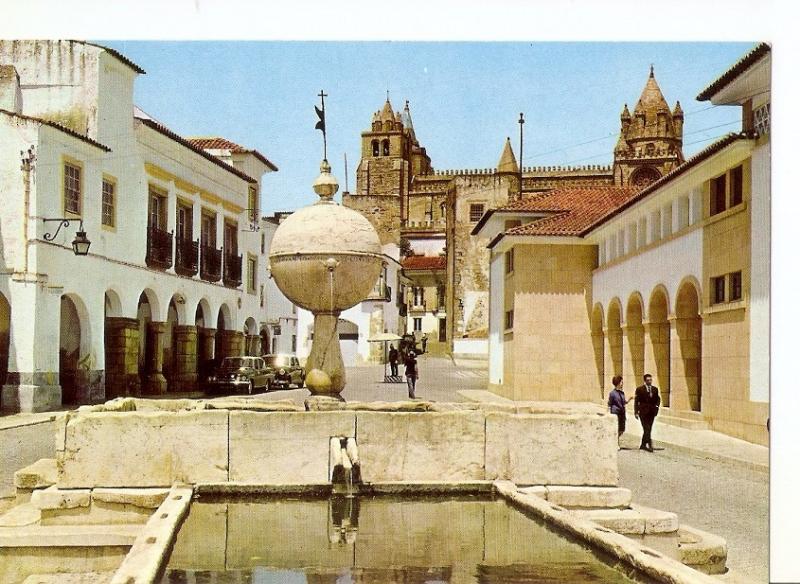 Postal 029486 : Evora (Portugal) Fountain of Moures Gate (XVI century)