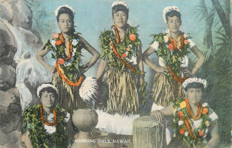 B524 United States Hawaii Hawaiian Dancing Girls