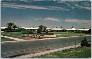 Phoenix Arizona AZ, Phoenix Manor Front View, Mid-Century Homes Palm, Postcard