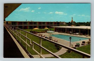 Lexington, Holiday Inn Motel, Pool, Guests, Advertising Chrome Kentucky Postcard