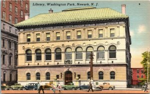 Postcard NJ Newark Library Washington Park Old Cars Street View LINEN C.1940 F10