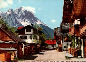 Germany Garmisch Partenkirchen Die Fruehlingstrasse