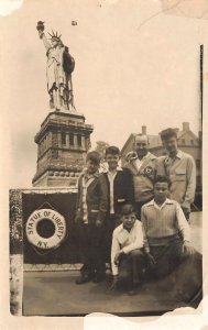 Statue Of Liberty NY Boys School Class, Postcard