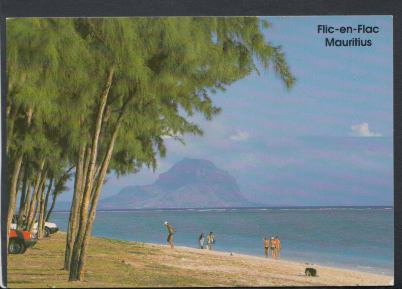 Mauritius Postcard - Flic-En-Flac Beach, Site of La Pirogue Hotel     T6494