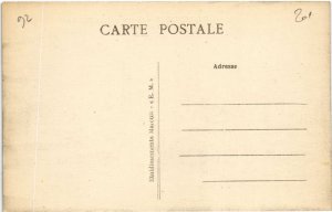 CPA Suresnes La Cour d'Honneur (1314895)