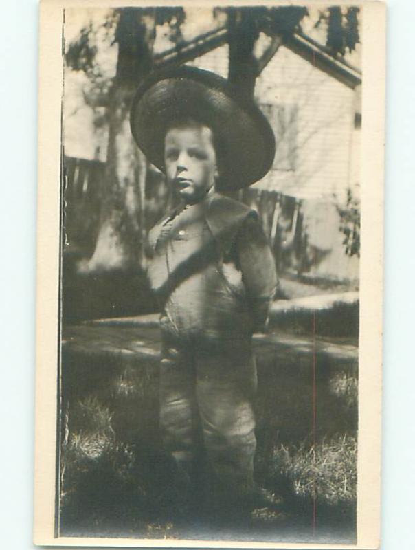 rppc Pre-1917 BOY WEARING HIS STRAW HAT AC8283