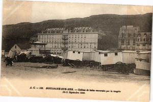 CPA BOULOGNE-sur-MER - Cabines de bains renverades (196501)