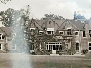 Chandos Lodge  Ethsward  Haywards Heath Sussex Postcard Dated 1939 PC394