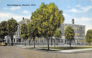 Manistee, MI Michigan   HOTEL CHIPPEWA   1953 Kropp Linen Postcard
