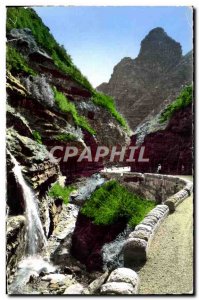 Modern Postcard Beuil Les Gorges Cians