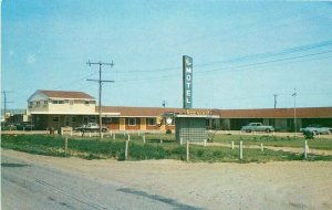 Automobiles Meade Kansas Mood Mist Motel Postcard Snodgrass 21-4225