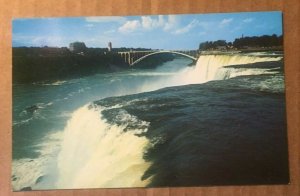 VINTAGE PC UNUSED RAINBOW BRIDGE & AMERICAN FALLS  LUNA ISLAND NIAGARA FALLS NY